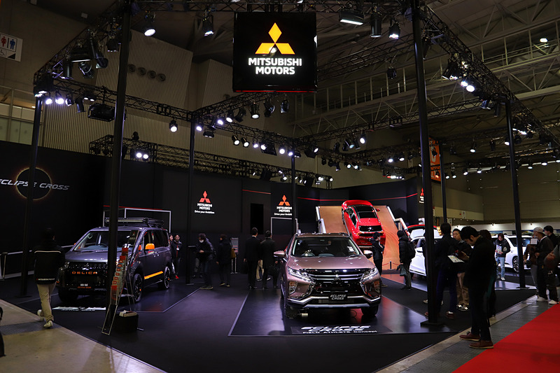 三菱自動車工業のブース