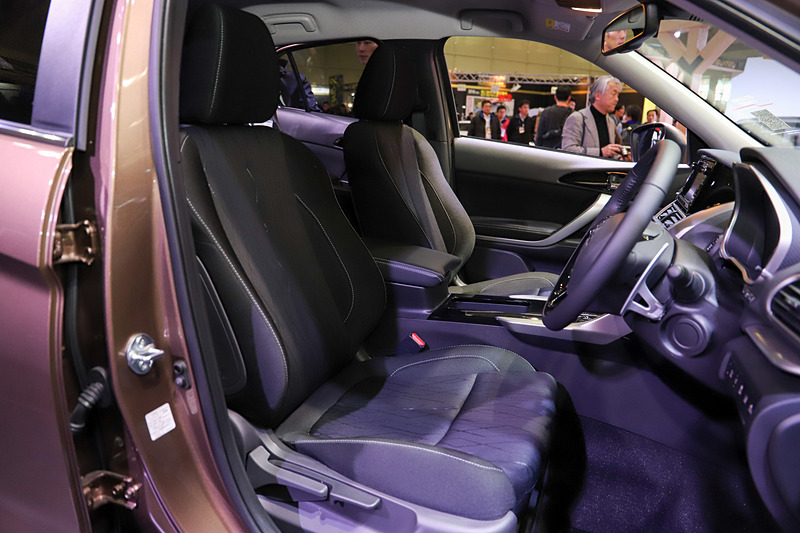 インテリアはベースのエクリプス クロスと同じ