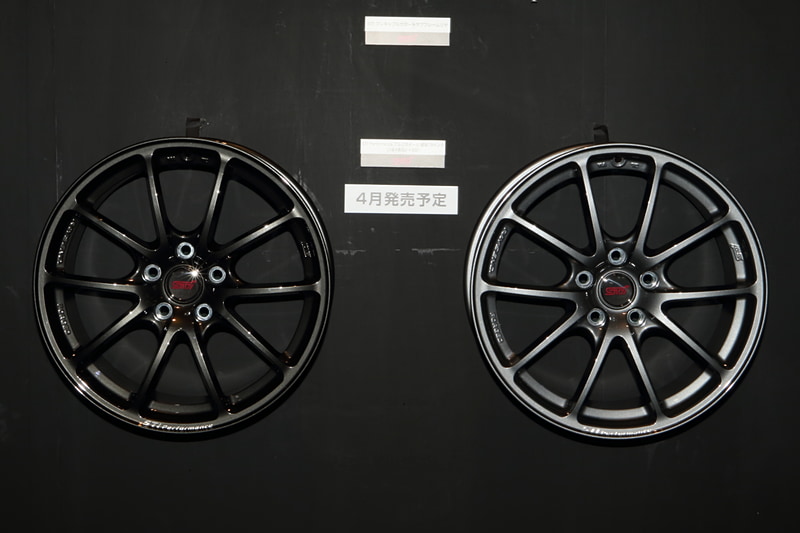 レヴォーグ STI Sport -STI Performance-