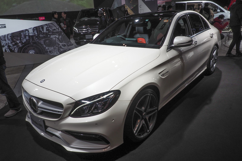 メルセデスAMG C63
