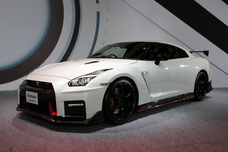 NISMOモデルも展示。写真は「GT-R NISMO」