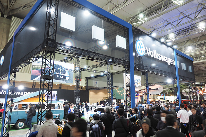 北9ホールにあるフォルクスワーゲンのブース