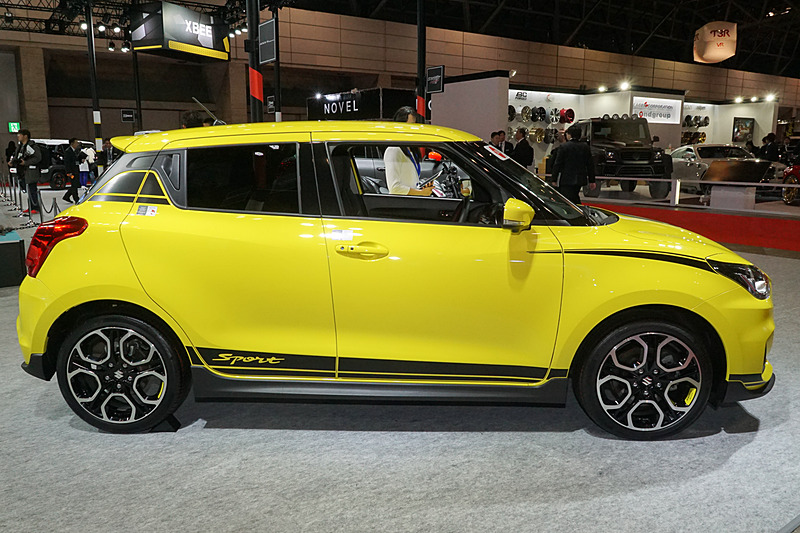 「スイフトスポーツ」