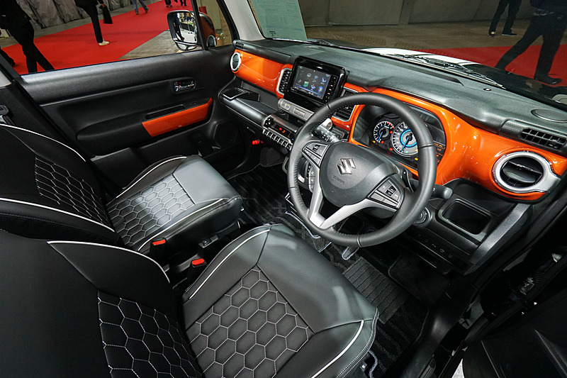 「クロスビー」は2017年12月25日に発売された小型クロスオーバーワゴン