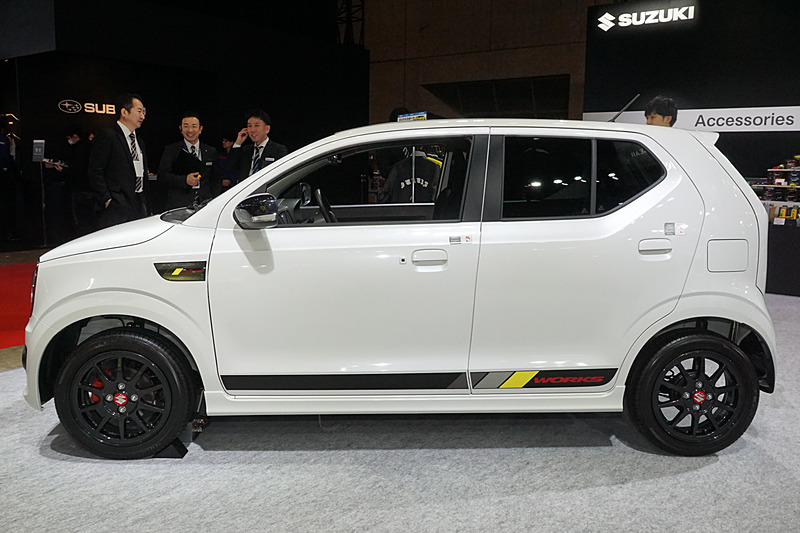 「アルトワークス」は5速MT