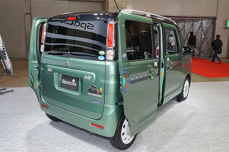 「スペーシア」