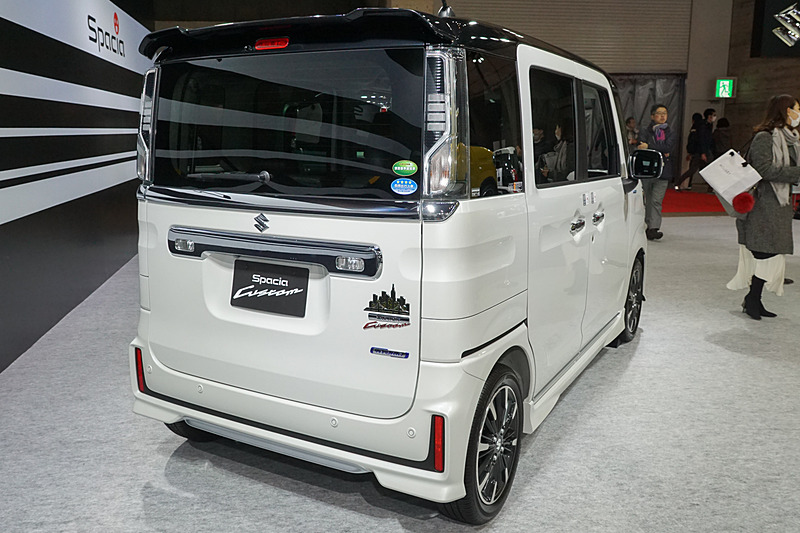 「スペーシア カスタム」