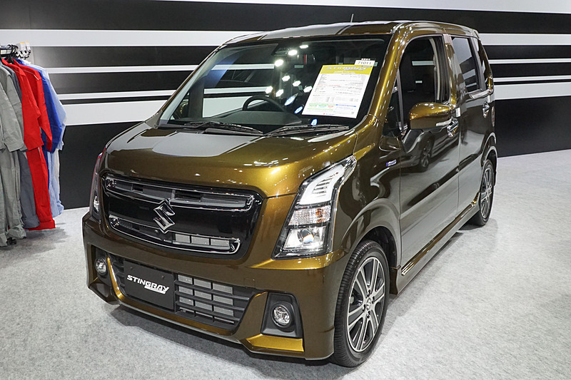 「ワゴンR スティングレー」