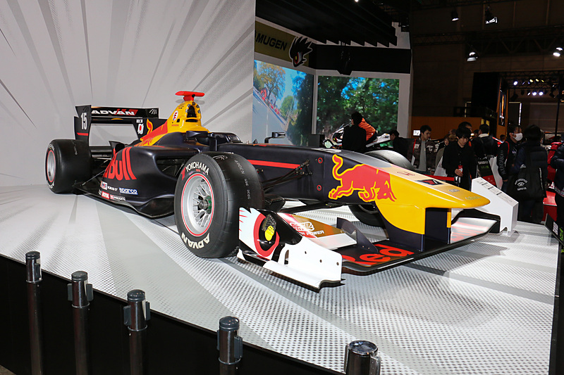 スーパーフォーミュラマシン「TEAM MUGEN SF14 ＃15」