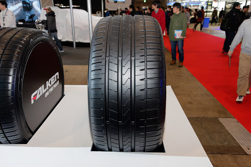 プレミアムSUV向けタイヤ「AZENIS FK510 SUV」