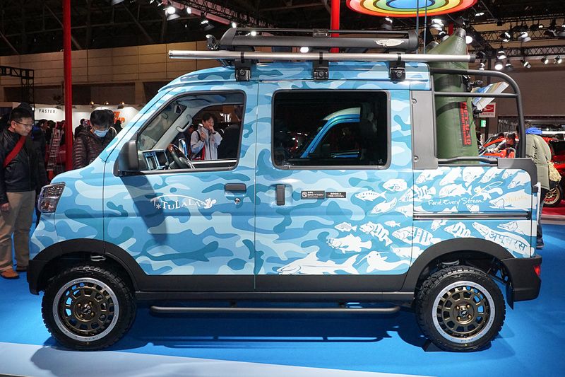 「HIJET CARGO Deck Van ACTIVE Ver.（ハイゼット カーゴ デッキバン アクティブバージョン）」（参考出品車）