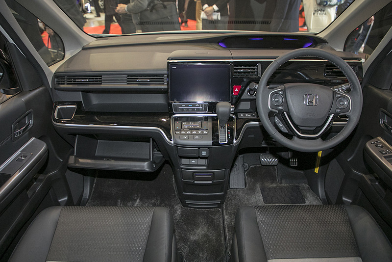 ステップワゴン Modulo X Conceptのインテリア