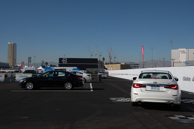 オート・バレー・パーキング中