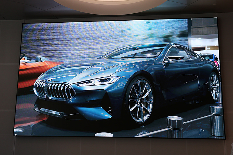 東京モーターショー 2017で公開された8シリーズのコンセプトカー