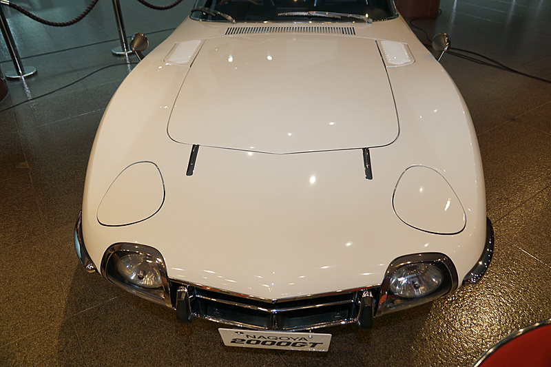 トヨタ2000GT