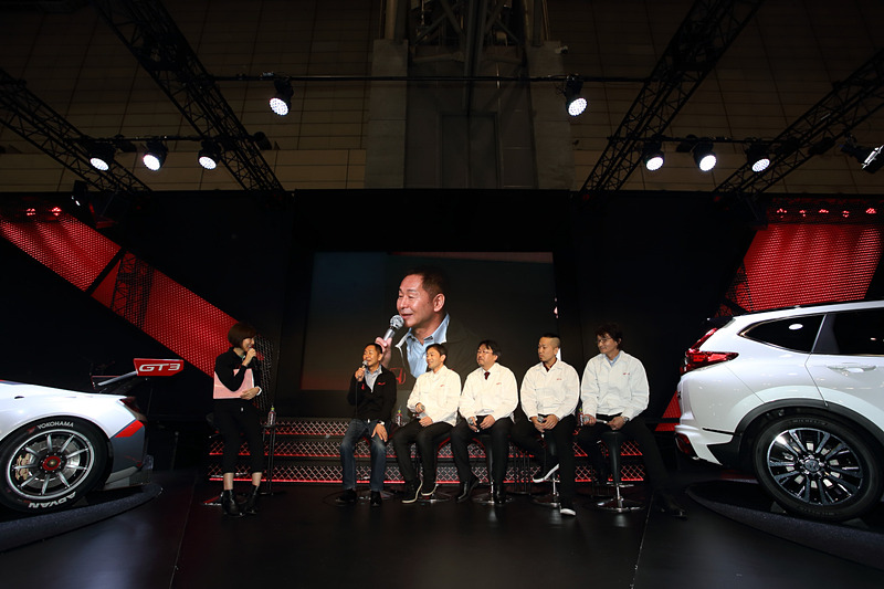 「東京オートサロン 2018」のホンダブースで実施された「Modulo Xトークショー」