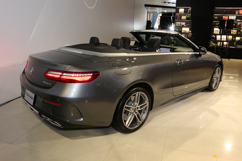 ボディサイズは4853×1860×1429mm（全長×全幅×全高）、ホイールベースは2873mm。価格は1113万円