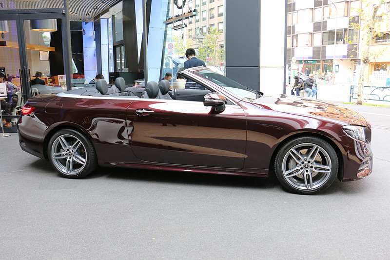 E 200 カブリオレ スポーツ