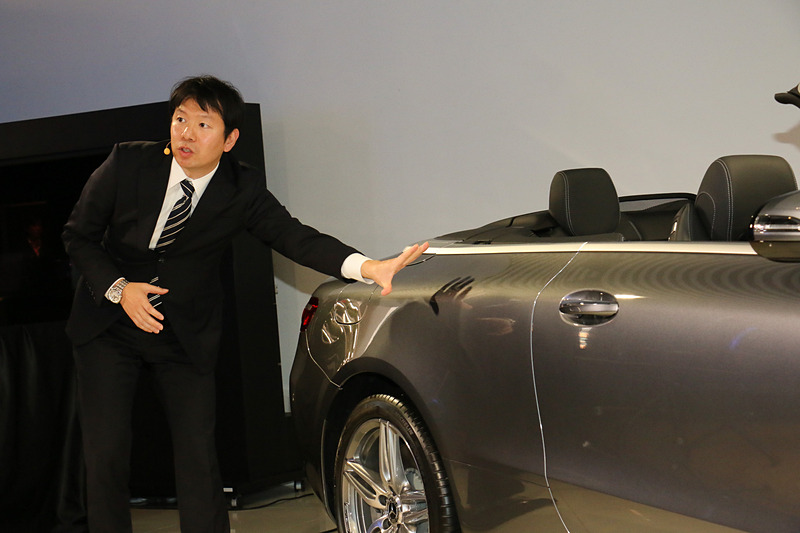 メルセデス・ベンツ日本株式会社 広報室 製品広報課 マネージャーの木下潤一氏から新型Eクラス カブリオレのポイントが紹介された