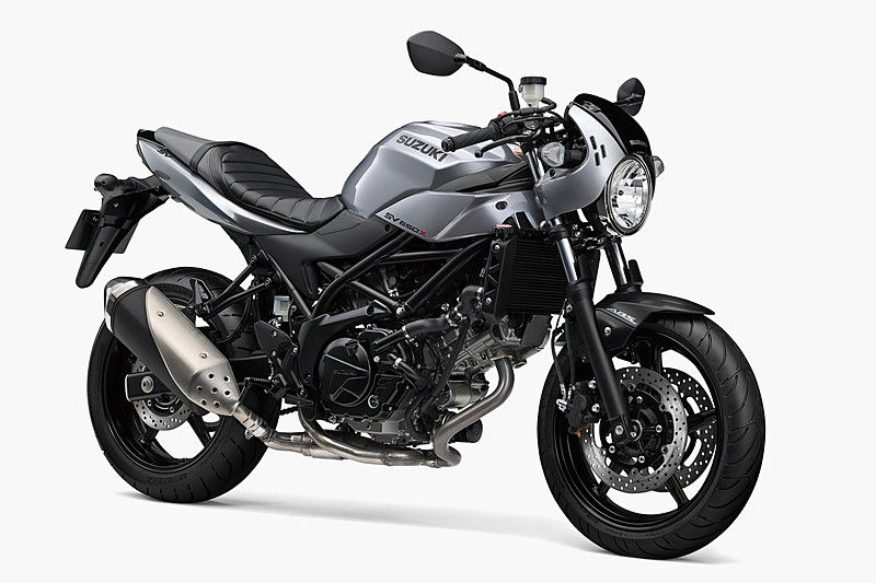 カフェレーサースタイルに仕上げた新型「SV650X ABS」