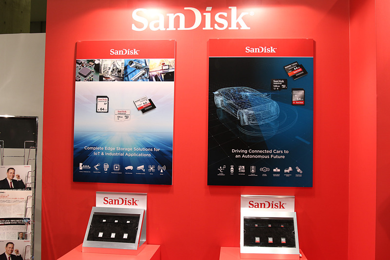 1月17日～19日の3日間に行なわれた「オートモーティブワールド」のWestern Digitalブース。SUPER GTをフィーチャーした展示が行なわれた（写真提供：SanDisk）
