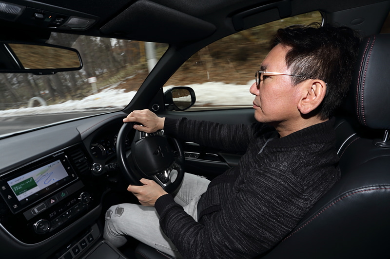 アウトランダーPHEVをドライブして万座温泉へ向かう