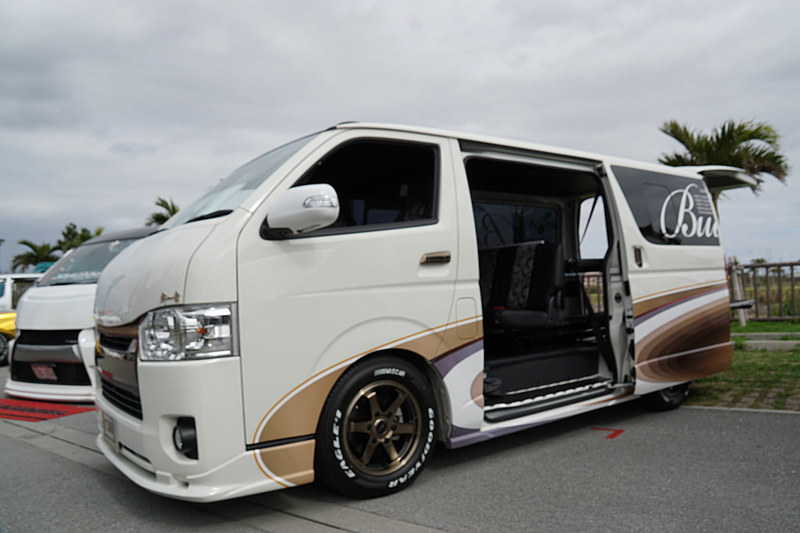 軽自動車、SUV、ハイエースなどのカスタマイズ車