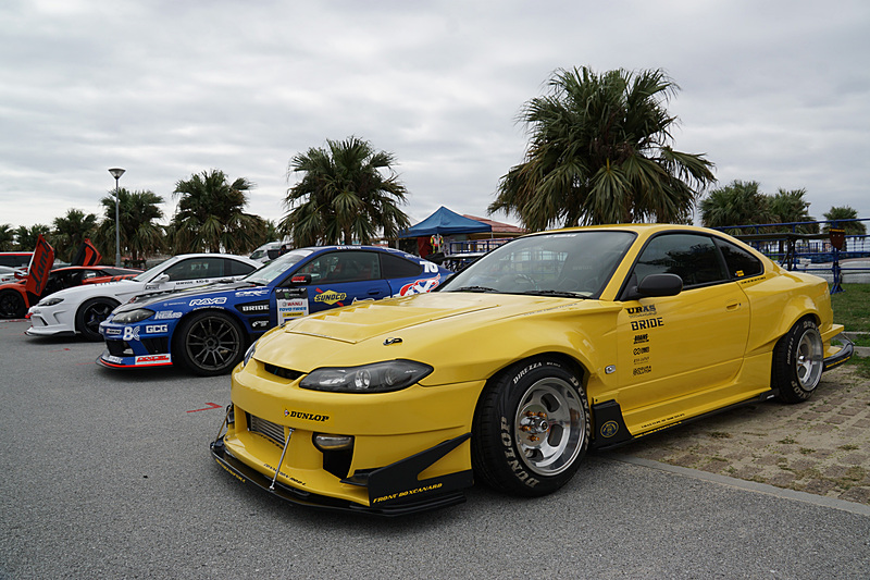 チューニングカーやドリフト車両の展示