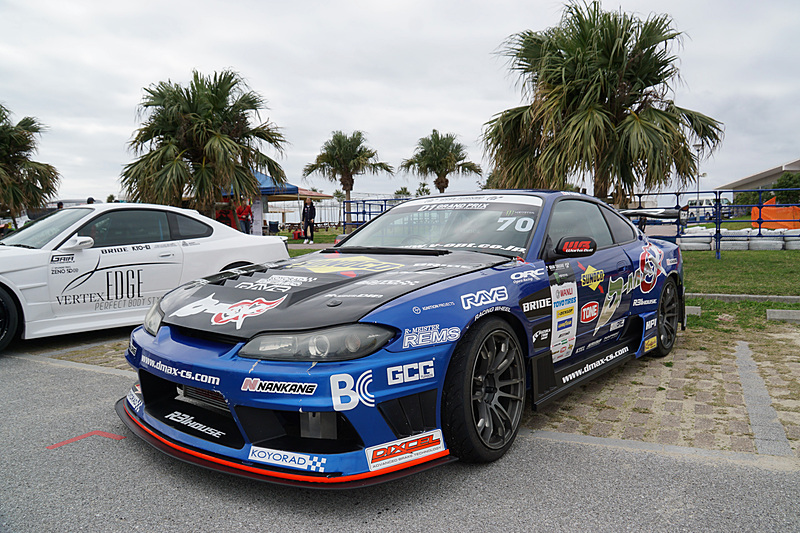 チューニングカーやドリフト車両の展示