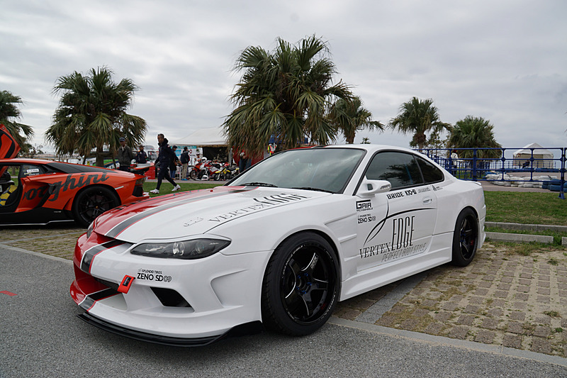 チューニングカーやドリフト車両の展示