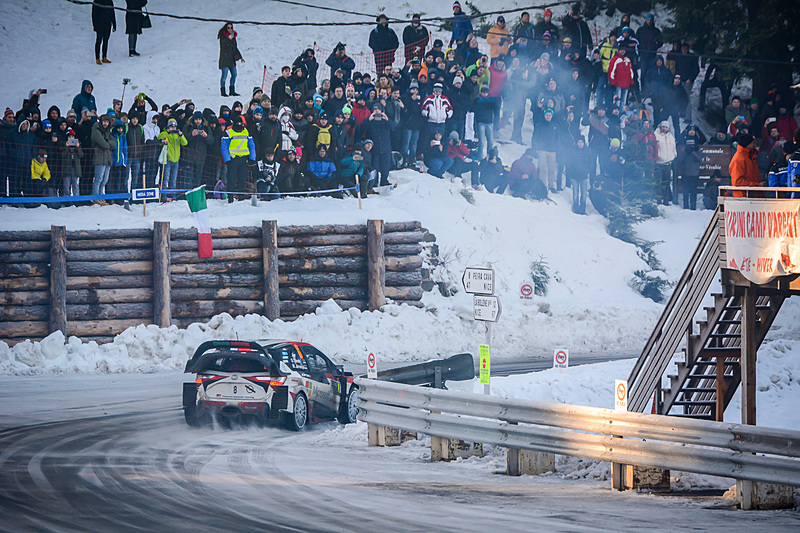 ヤリスWRC #8号車