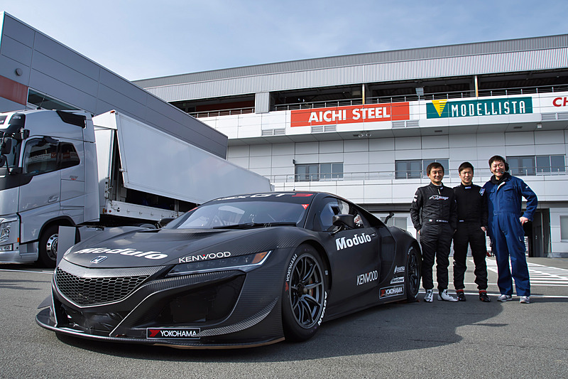 車両との記念撮影