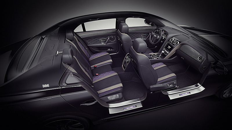 ONYX（ブラック）のボディカラーには、ブラック＆グレーのレザーとパープルのアクセントカラーを組み合わせる