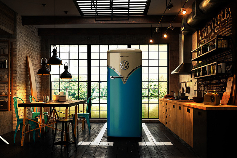 スロベニアの家電メーカーgorenje（ゴレニア）とフォルクスワーゲンのコラボレーションで生まれた「ワーゲンバス冷蔵庫」。ゴレニアの全体に丸みを帯びたノスタルジックなデザインを持つレトロ冷凍冷蔵庫「ORB152」をベースに、「タイプII」をイメージした特徴的なツートンカラーのフロントデザインを施した特別仕様。カラーはベイビーブルー（BL）/バーガンディ（R）の2色を設定。容量は260L（冷蔵235L/冷凍25L）、サイズは600×670×1540mm（幅×奥行×高さ）