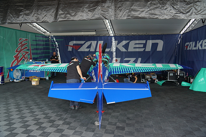 室屋義秀選手の機体