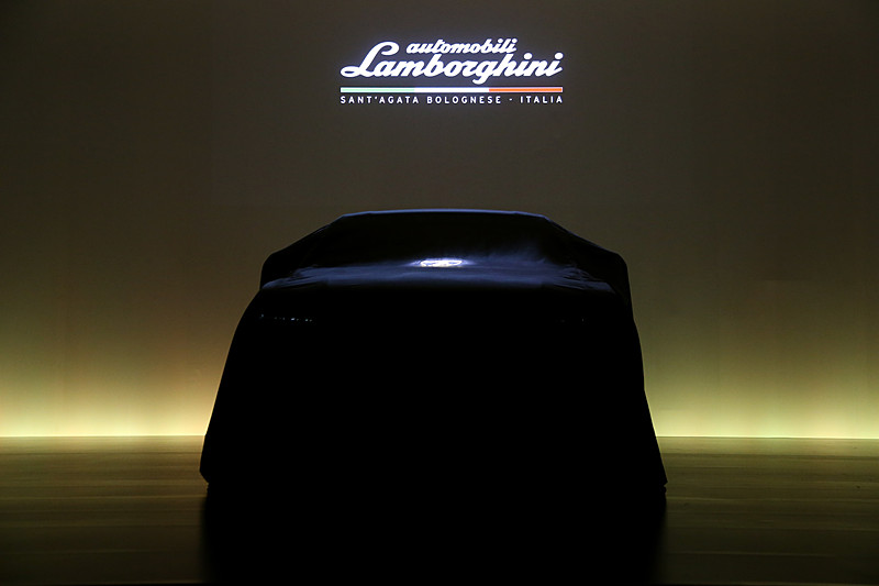 アンベールを待つ新型ウルス