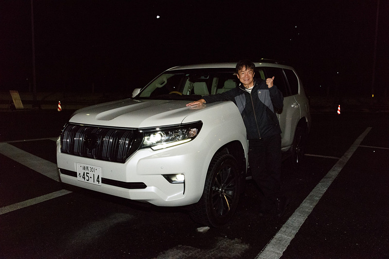 プラドで関越自動車道を北へ向かう。埼玉エリアでは雪などは降っていなかったが