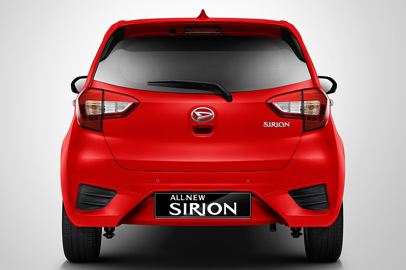 全長と全幅の拡大によってラゲッジスペースの容量も増加