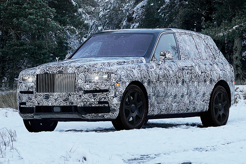 新型SUV「CULLINAN」のテスト車両