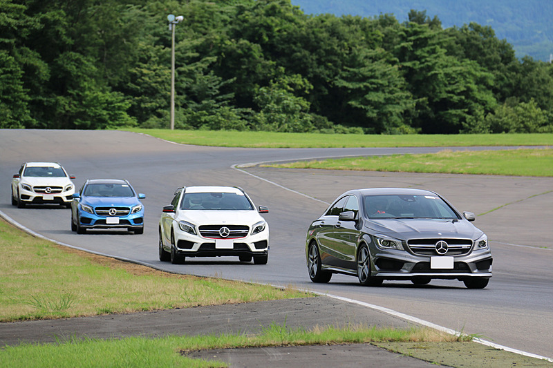 3月4日に富士スピードウェイショートコースでメルセデスAMG 45オーナー限定の走行会を開催