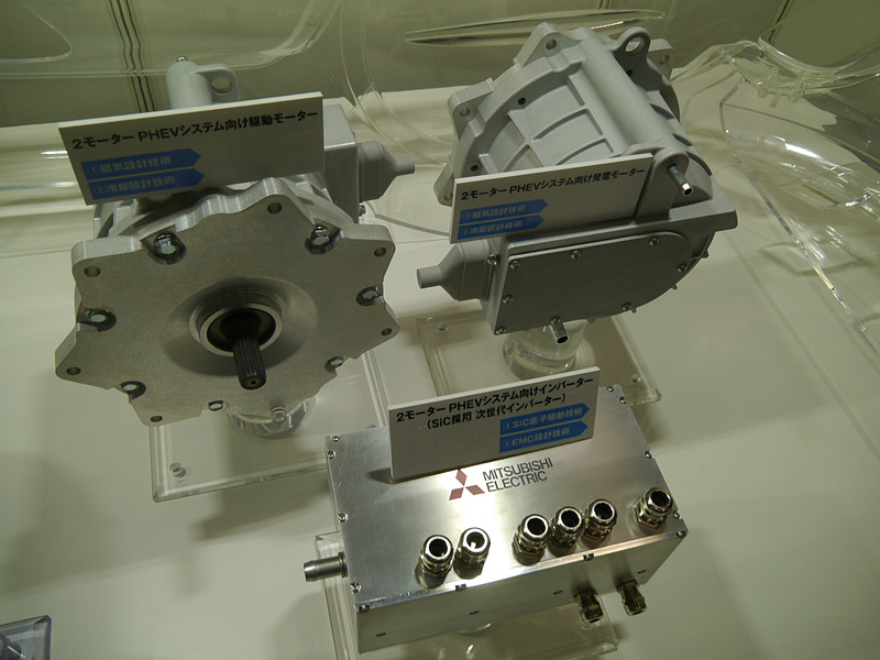 PHEV/EV向けモーターおよびインバーター