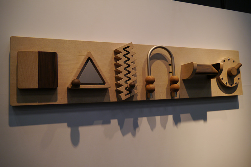 触りたくなるインターフェース。これがエアコンのリモコンになる