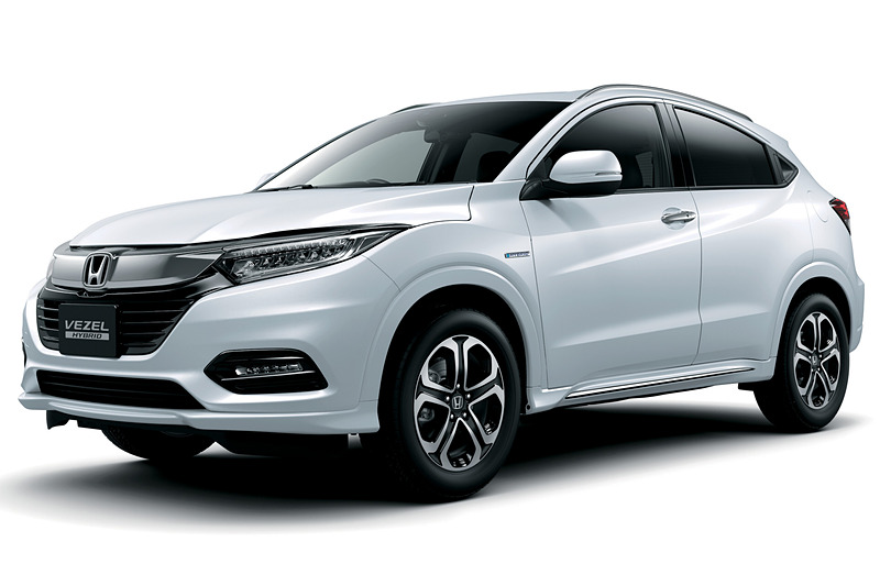 新採用色の「プラチナホワイト・パール」（3万7800円高）