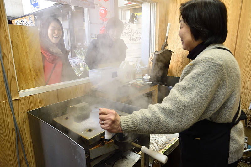 湯気とともに「キュ～～ッ」というタコの悲鳴（？）が聞こえてくる