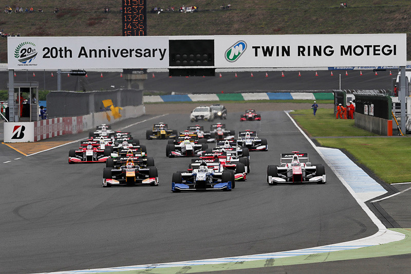 ツインリンクもてぎ2＆4レース（2017全日本スーパーフォーミュラ選手権 第4戦）