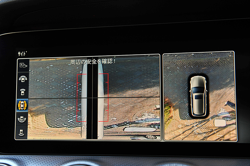 「360°カメラシステム」ではフロントグリル、左右のドアミラー、リアライセンスプレート上方に4つのカメラを備え、合成処理された周囲の状況をモニターに表示。自車を真上から見ているような「トップビュー」画面も設定する