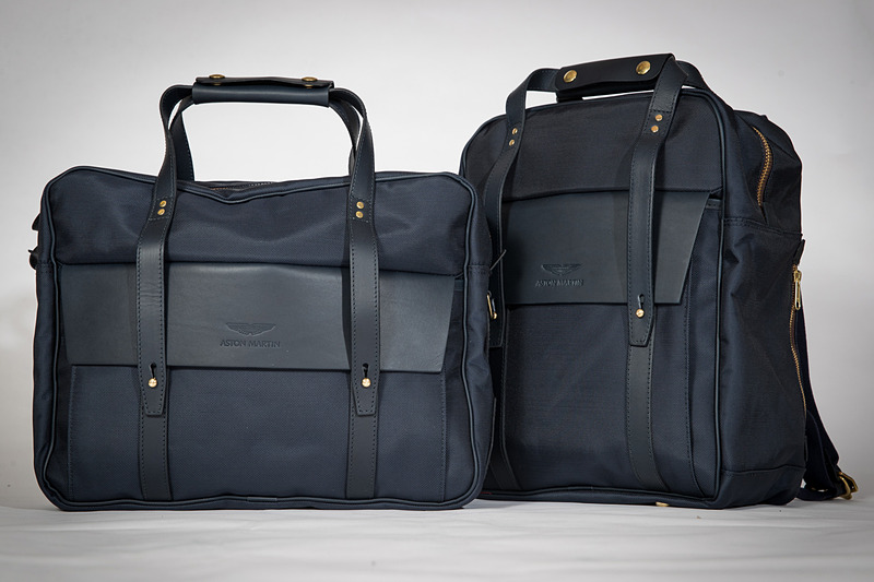 アストンマーティンのロゴが入ったバッグやウォレットのほか、ル・マン24時間レースなどでのアストンマーティンモデルの活躍をモチーフとしたアートワークなども販売