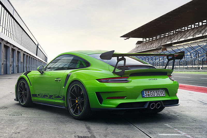 公道仕様のGTスポーツカー「911 GT3 RS」