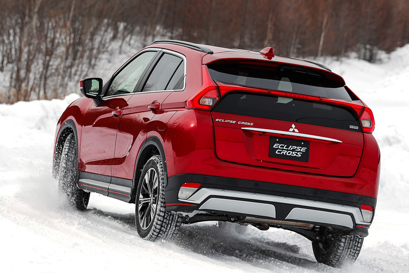 ボディサイズは4405×1805×1685mm（全長×全幅×全高）、ホイールベースは2670mm