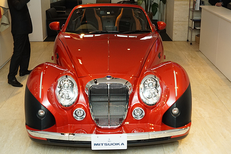 クルマの基本部分は「ロードスター」をベースにしている。最高出力96kW（131PS）/7000rpm、最大トルク150Nm（15.3kgm）/4800rpmを発生する直列4気筒 1.5リッター直噴エンジンを搭載